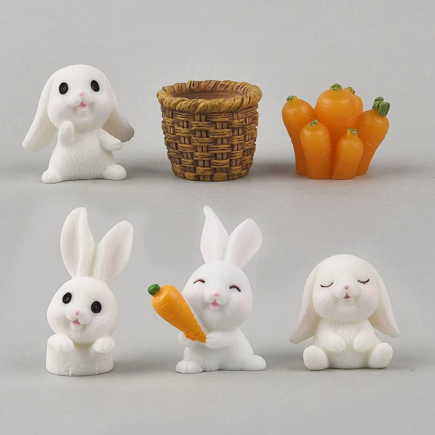 4pcs/Set Lovely Squirrel Family Model Cartoon Animal Figurine Dollhouse Cake Home Decor Kid Miniature Garden Decoration Playset