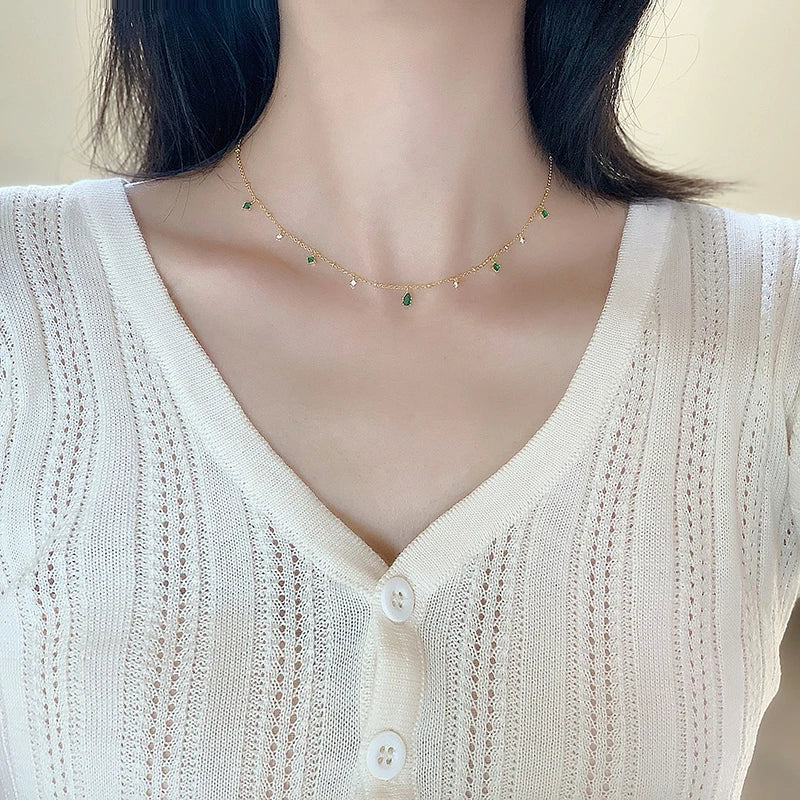 XIYANIKE Retro Emerald Inlaid Rhinestone Necklace Female Simple Temperament Exquisite Silver Color Clavicle Chain Oжерелье Gift