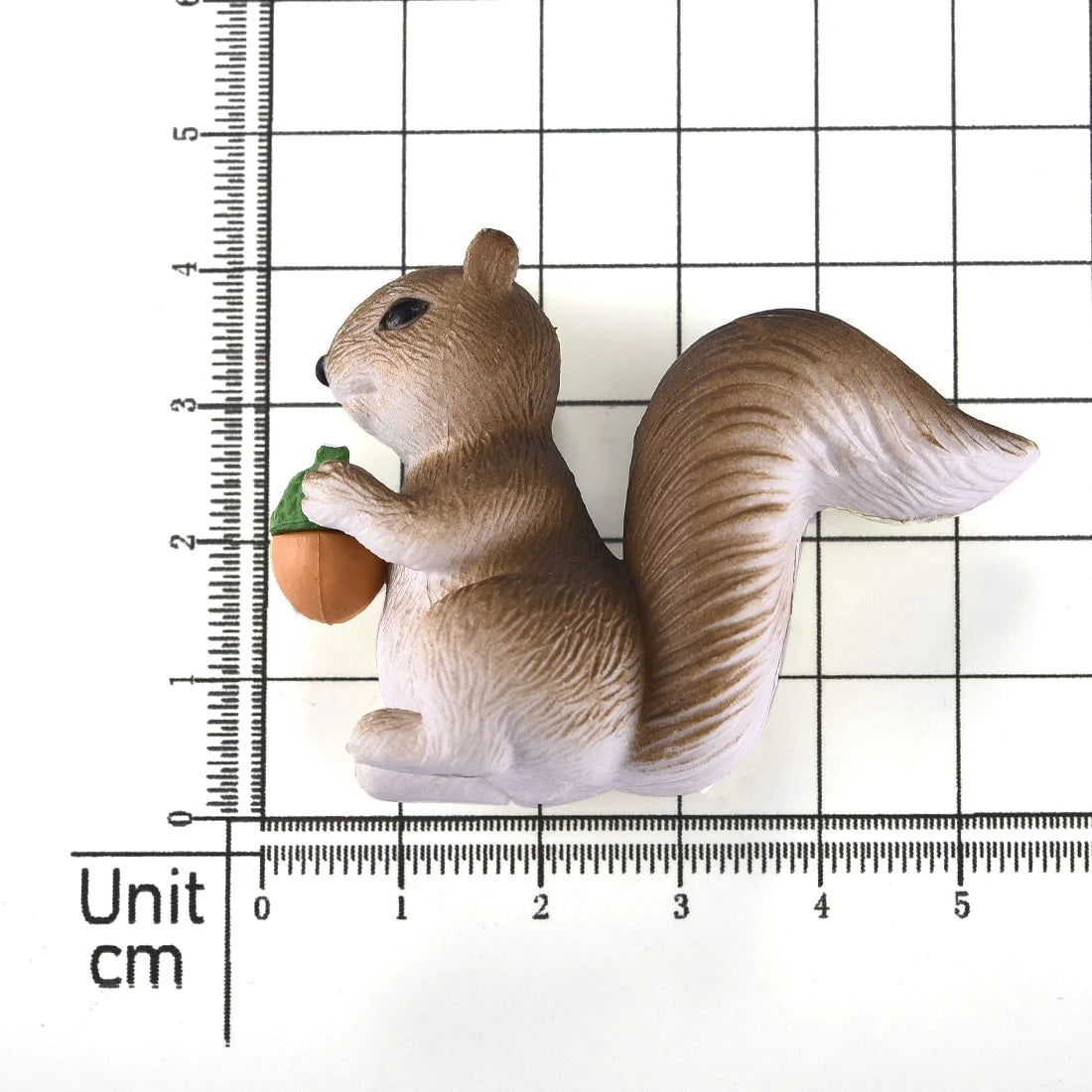 4pcs/Set Lovely Squirrel Family Model Cartoon Animal Figurine Dollhouse Cake Home Decor Kid Miniature Garden Decoration Playset