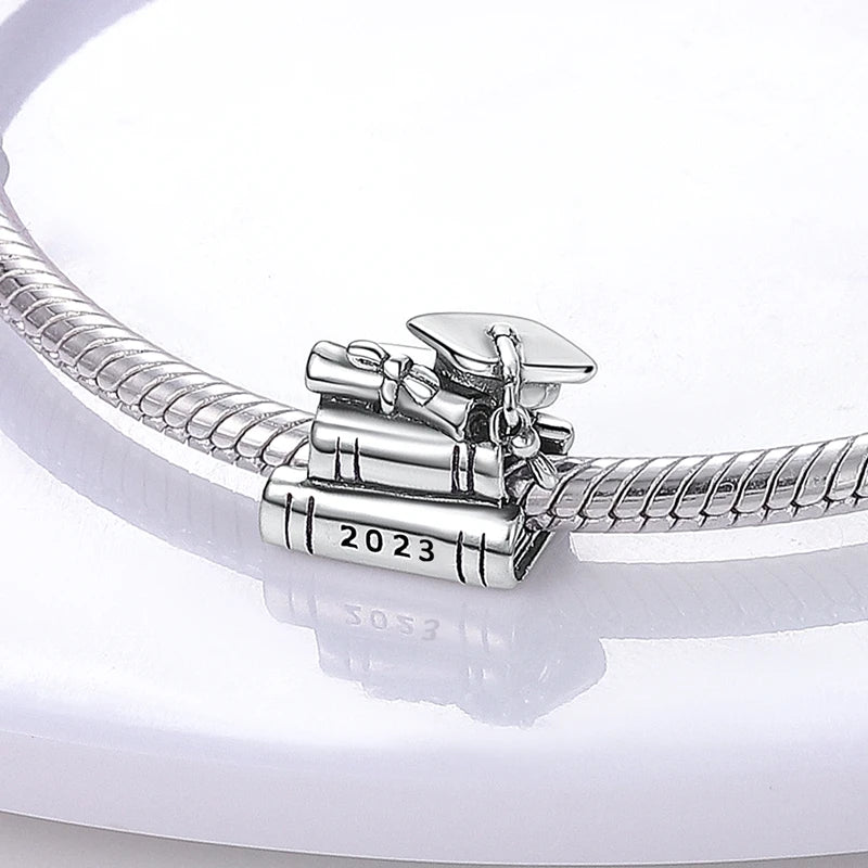 925 Sterling Silver Blue Enamel 2024 Graduation Heart Charm Graduation Cap Fit Pan Bracelet Student Collection Jewelry Gift