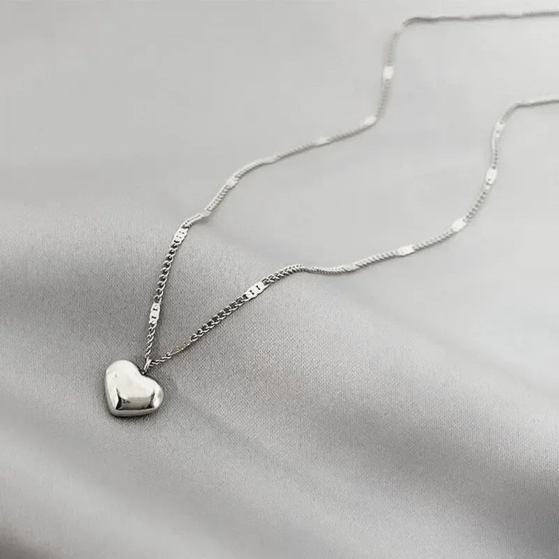 Stainless Steel Love Heart Necklace For Women 2024 New Trendy Lip Chain Simple Pendant Necklace Jewelry free shipping