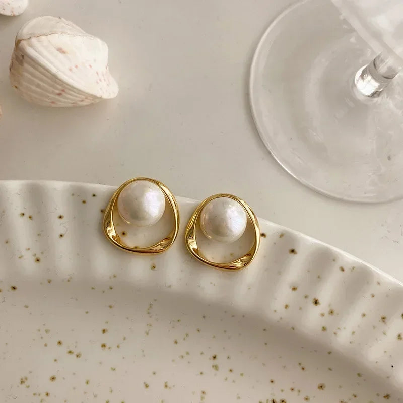 Imitation Pearl Earring for Women Gold Color Round Stud Earrings Korean Delicate Irregular Design Unusual 2023 Fashion Jewelry