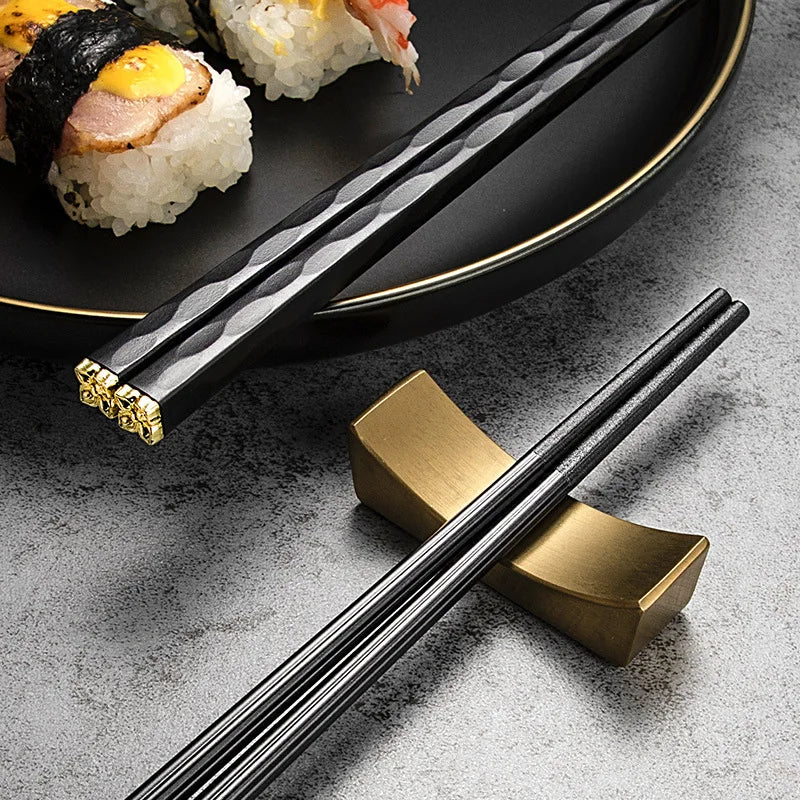 5 Pairs Japanese Chinese chopsticks Sushi Sticks Reusable  Korean Chopsticks Set Healthy Alloy Tableware Palillos Chinos