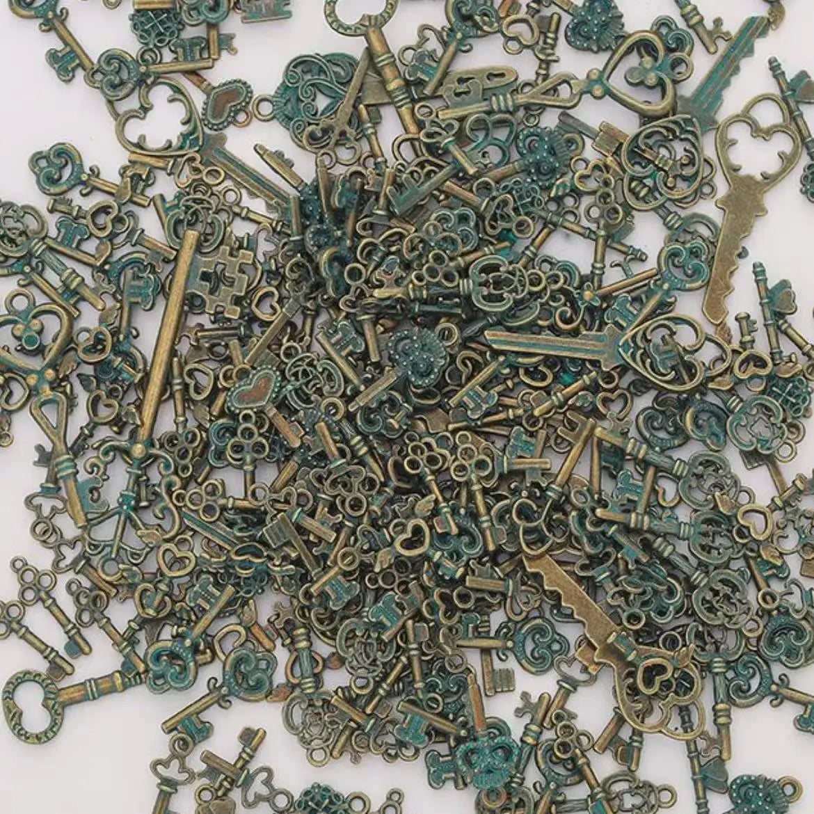 Vintage 30 pcs  Antique bronze Mixed Styles key Charms key Pendants DIY Jewelry for Necklace Bracelet Making Accessaries