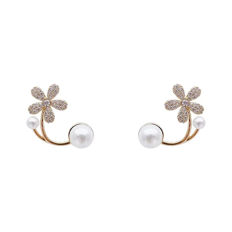 2024 New Korean Light Luxury Imitation Pearl Flower Stud Earrings For Women Fashion Crystal Elegant Jewelry Party Gifts