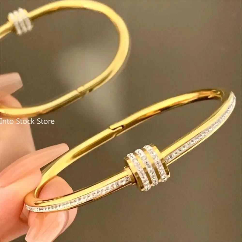 Titanium Steel Bracelet White Fritillary Shell Bracelet Luxury Design Stainless Steel Bangles for Women Jewellery Women