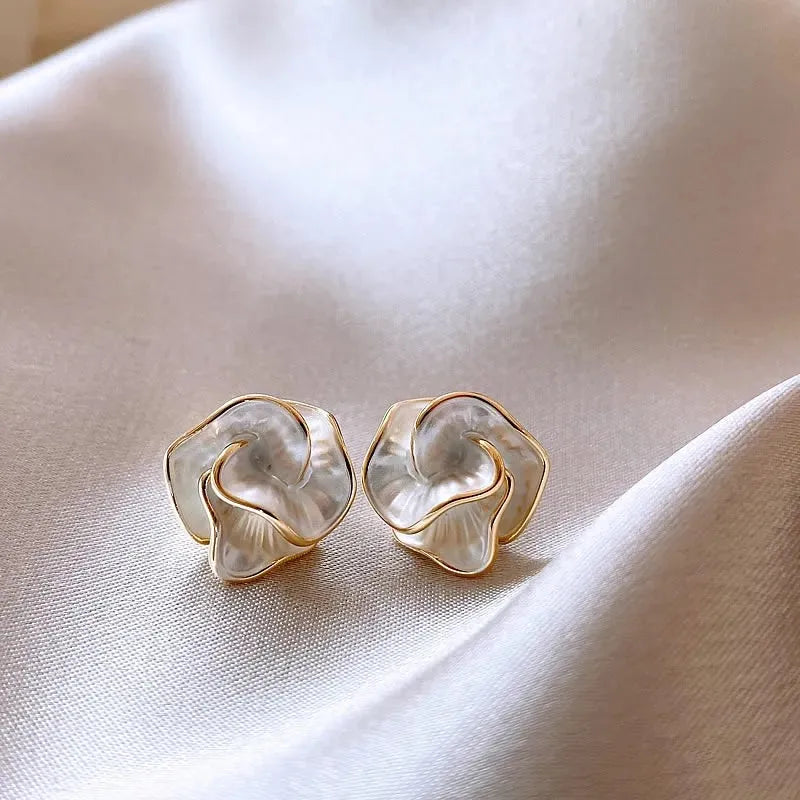 LATS White Enamel Flower Stud Earrings for Women Folded Unique Design Multi-layers Floral Female Small Earrings 2024 New Brincos