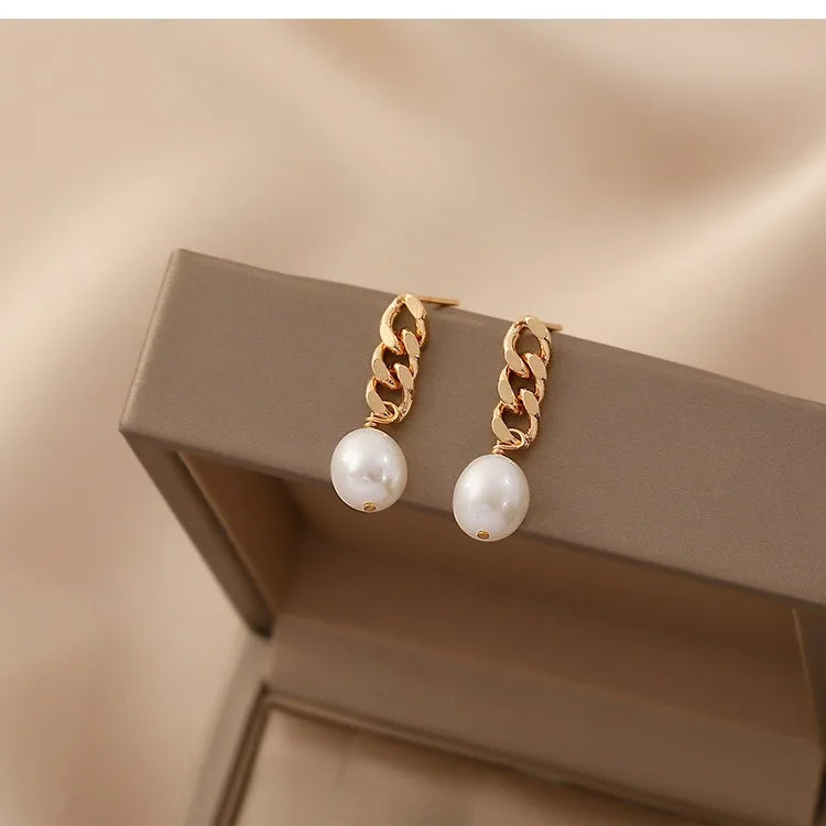 Minar Delicate Irregular Freshwater Pearl Earring For Women Gold Color Metal Hanging Drop Earrings Statement French Jewelry 2023