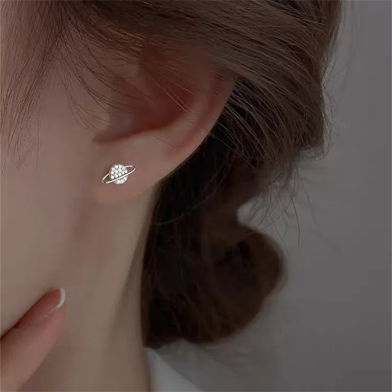 Simple Zircon Star Moon Planet Stud Earrings for Women Gold/Silver Color Asymmetry Ear Pendants Fashion Jewelry