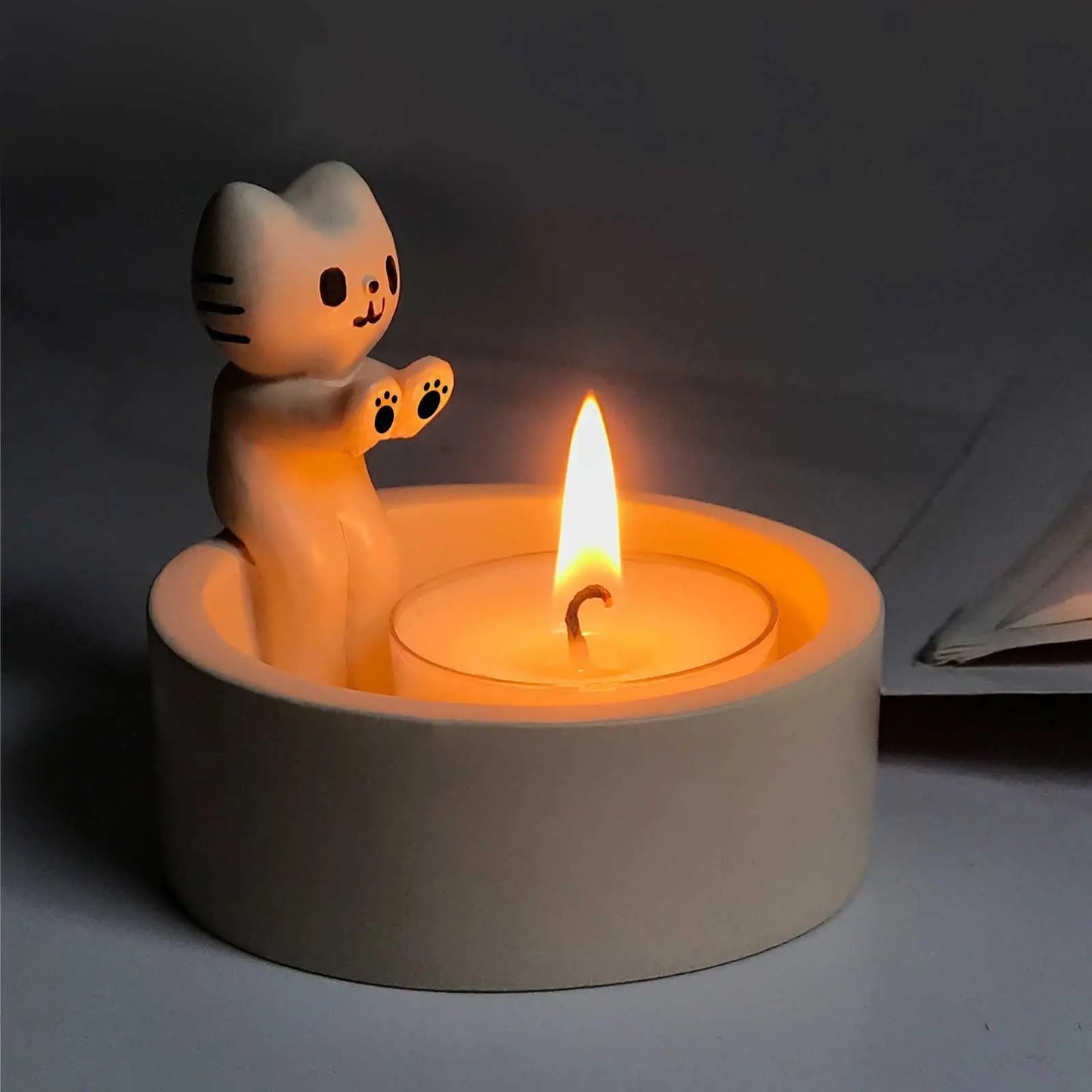 Cute Cat Candlestick Decoration Desktop Warm Resin Crafts Living Room Bedroom Decoration Light Luxury Style Cartoon