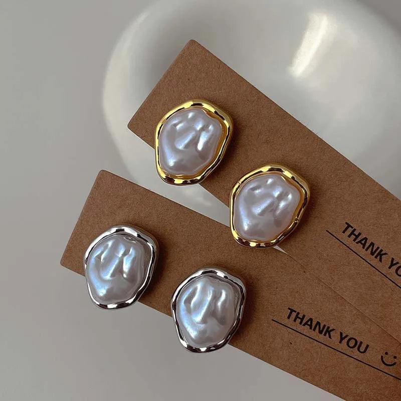 2024 New Fashion Metal Irregular Pearl Stud Earrings For Women Elegant Gold Silver Color Geometric Personality Earrings Jewelry