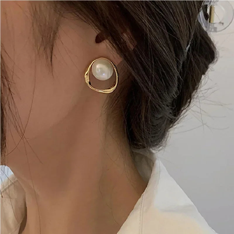 Imitation Pearl Earring for Women Gold Color Round Stud Earrings Korean Delicate Irregular Design Unusual 2023 Fashion Jewelry