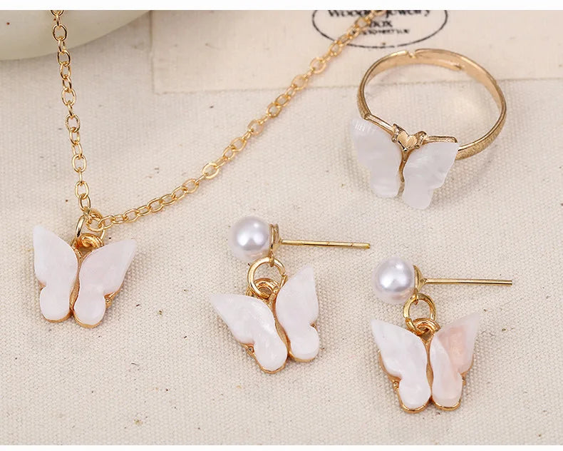 4pcs/Set Sweet Jewelry Set Butterfly Pendant Imitation Pearl Necklace for Women Pearl Earrings Girl Jewellery Women Gift