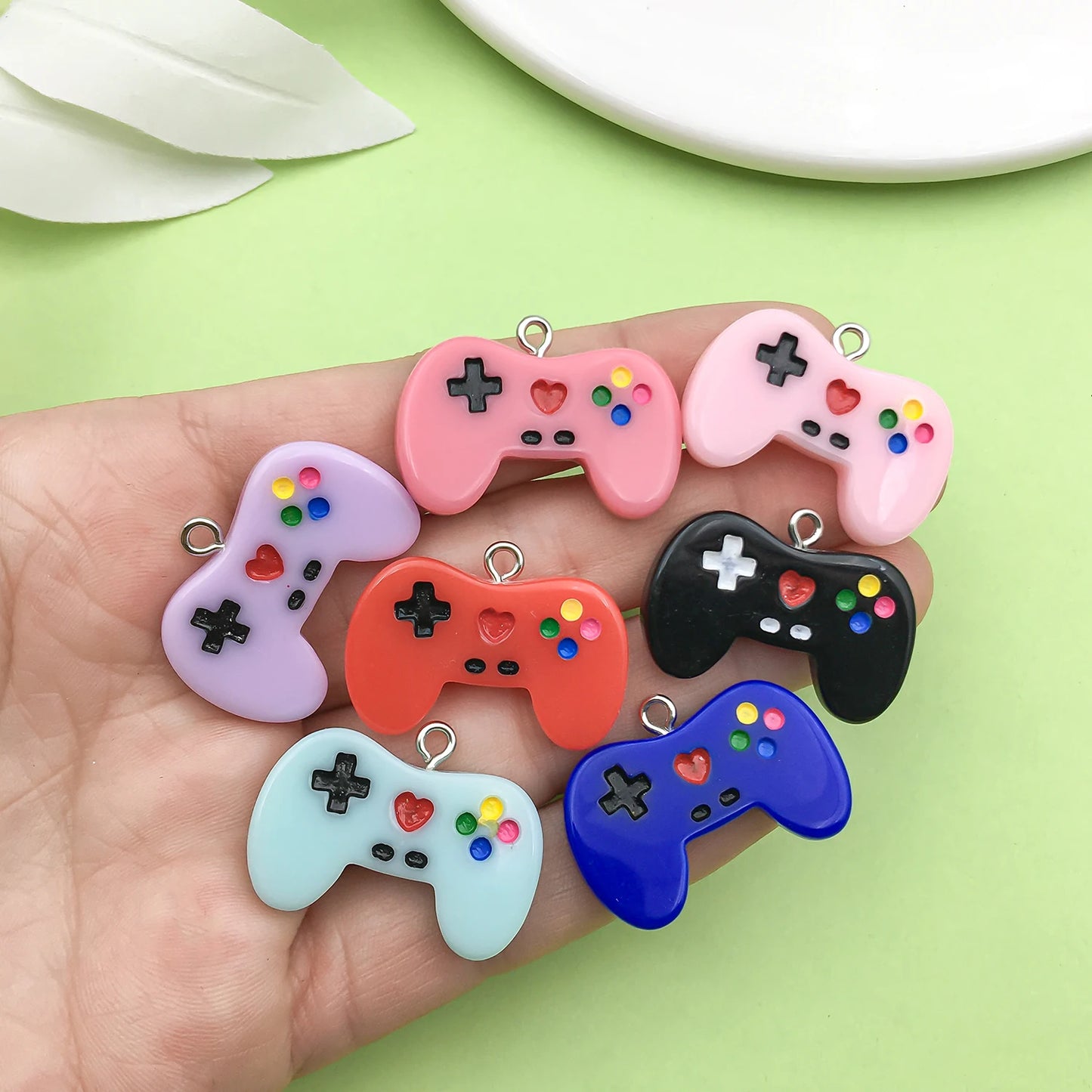 Random 10pcs 28*19mm Colorful Resin Charms Cartoon Game Controller Design Pendants for DIY Jewelry Making Accessories